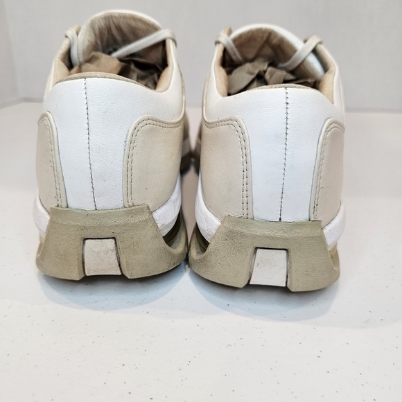 Nike Golf Shoe Women's Size 9 Tan White Sporty Lace Up Athletic Leather - Picture 5 of 6